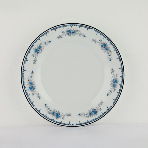 Dankotuwa | Blue Garland Dinner Plate