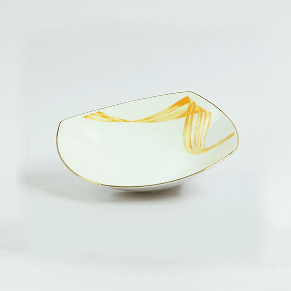 Dankotuwa | Fancy Wave Gold Fruit Saucer