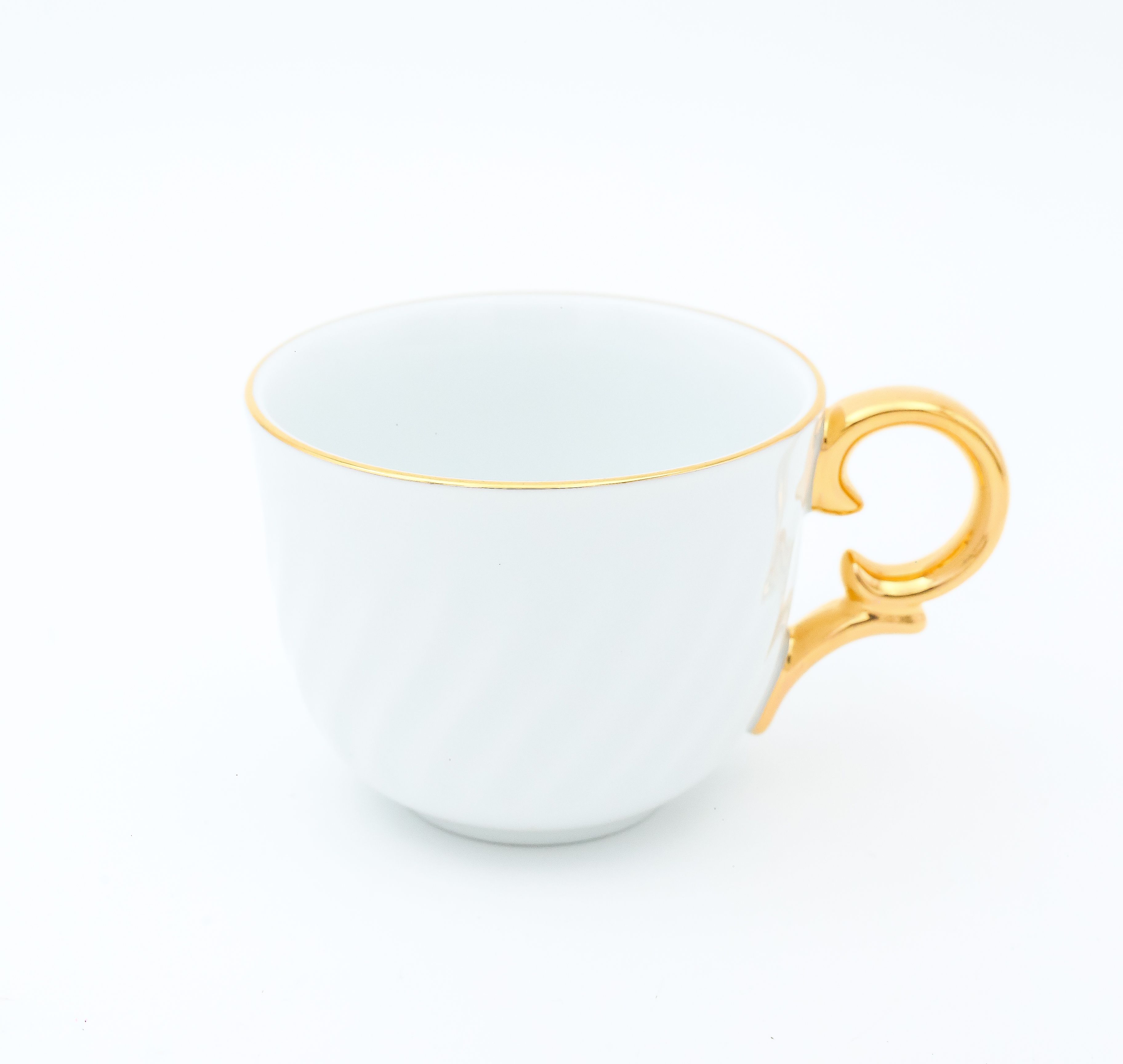 Dankotuwa | White with Gold Handle Tea Cup & Saucer