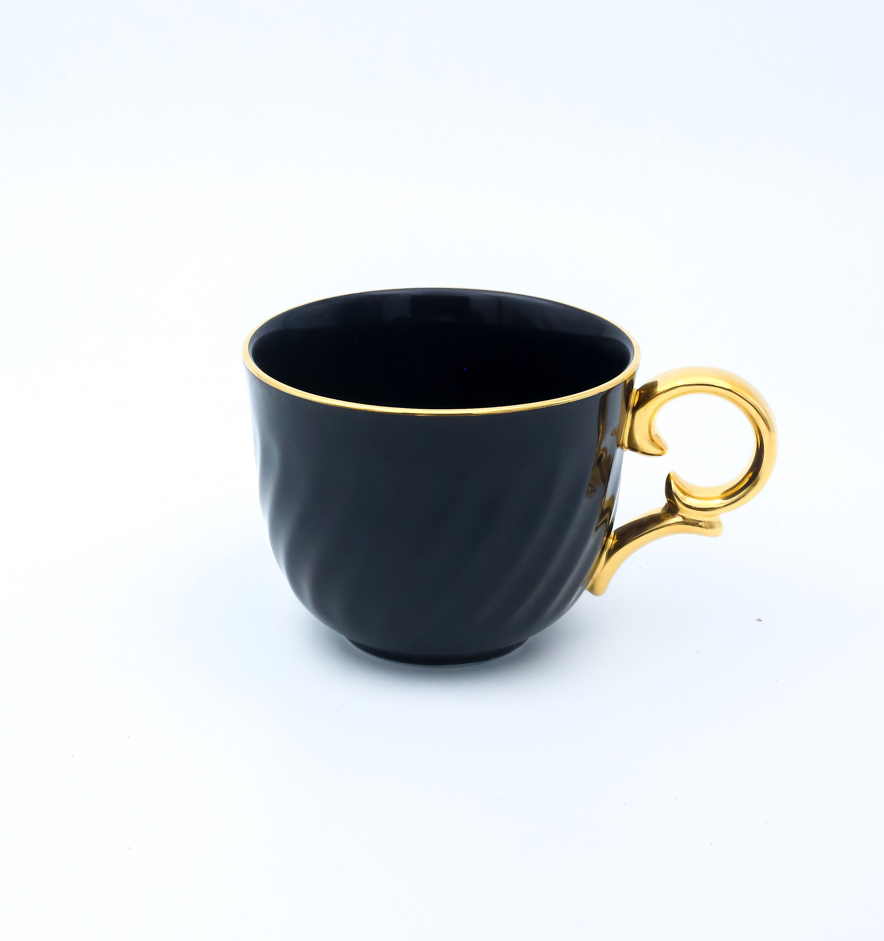 Dankotuwa | Black with Gold Handle Tea Cup & Saucer