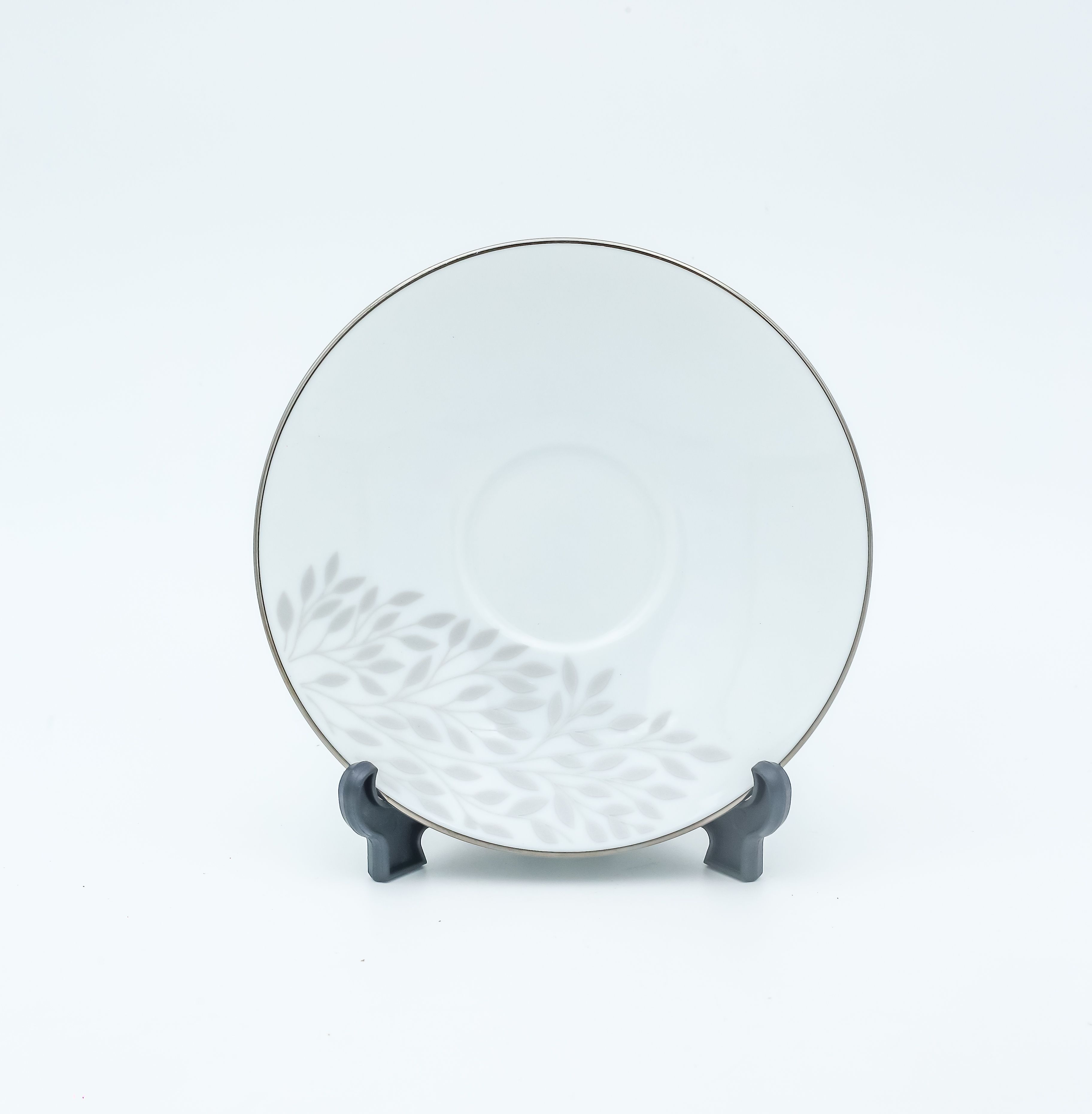 Dankotuwa | Silver Leaf Tea Cup and Saucer