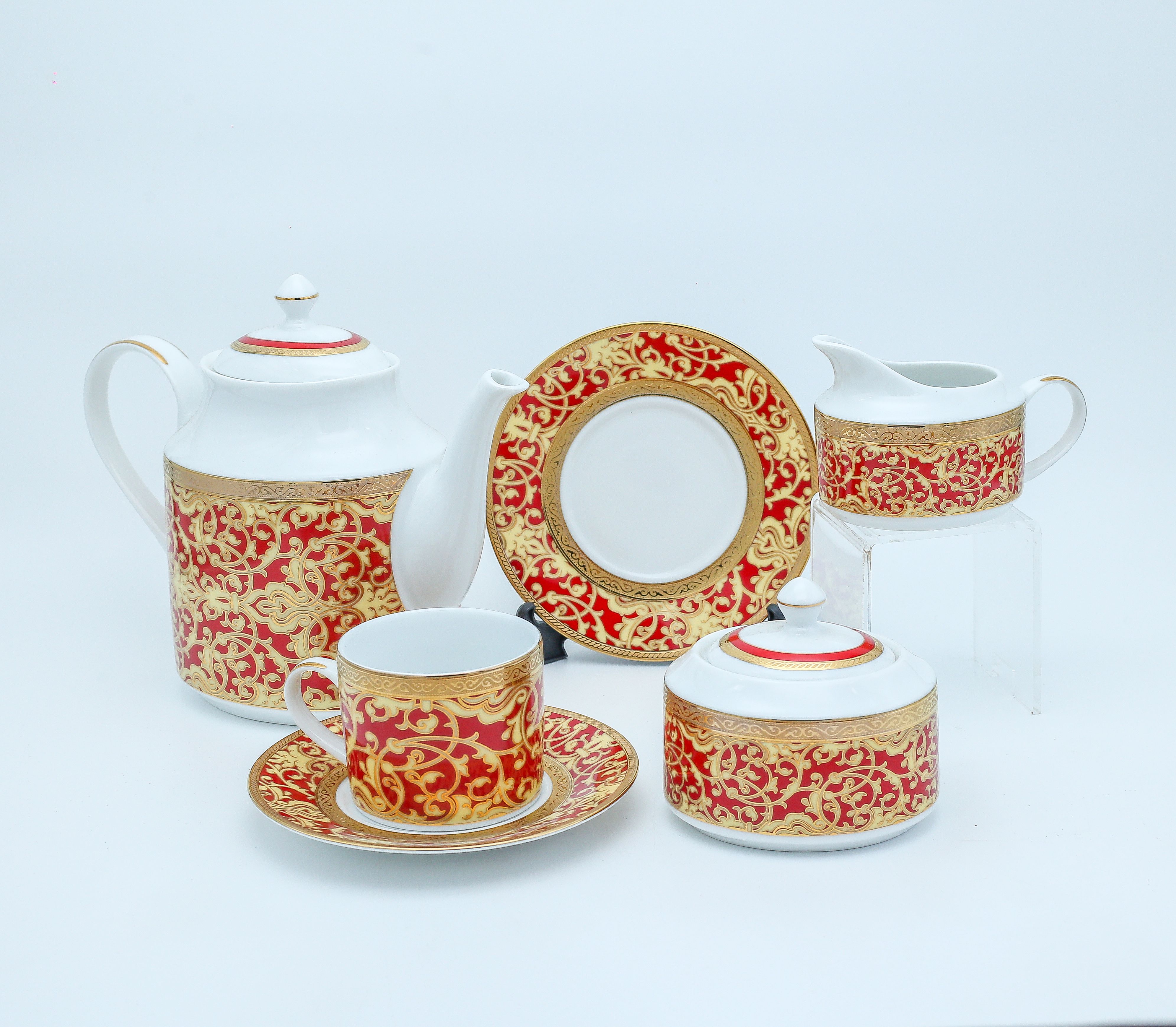 Dankotuwa | Nuptial Red 17 Pieces Tea Set