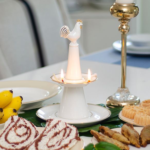 Dankotuwa | Ivory Oil Lamp & 2-Tier Cake Tray