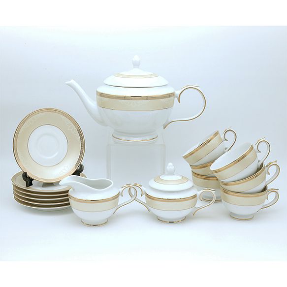 Dankotuwa | Rubens 17 Pieces Tea Set + 2 Tier Premium Porcelain Cake Tray - Gold Line